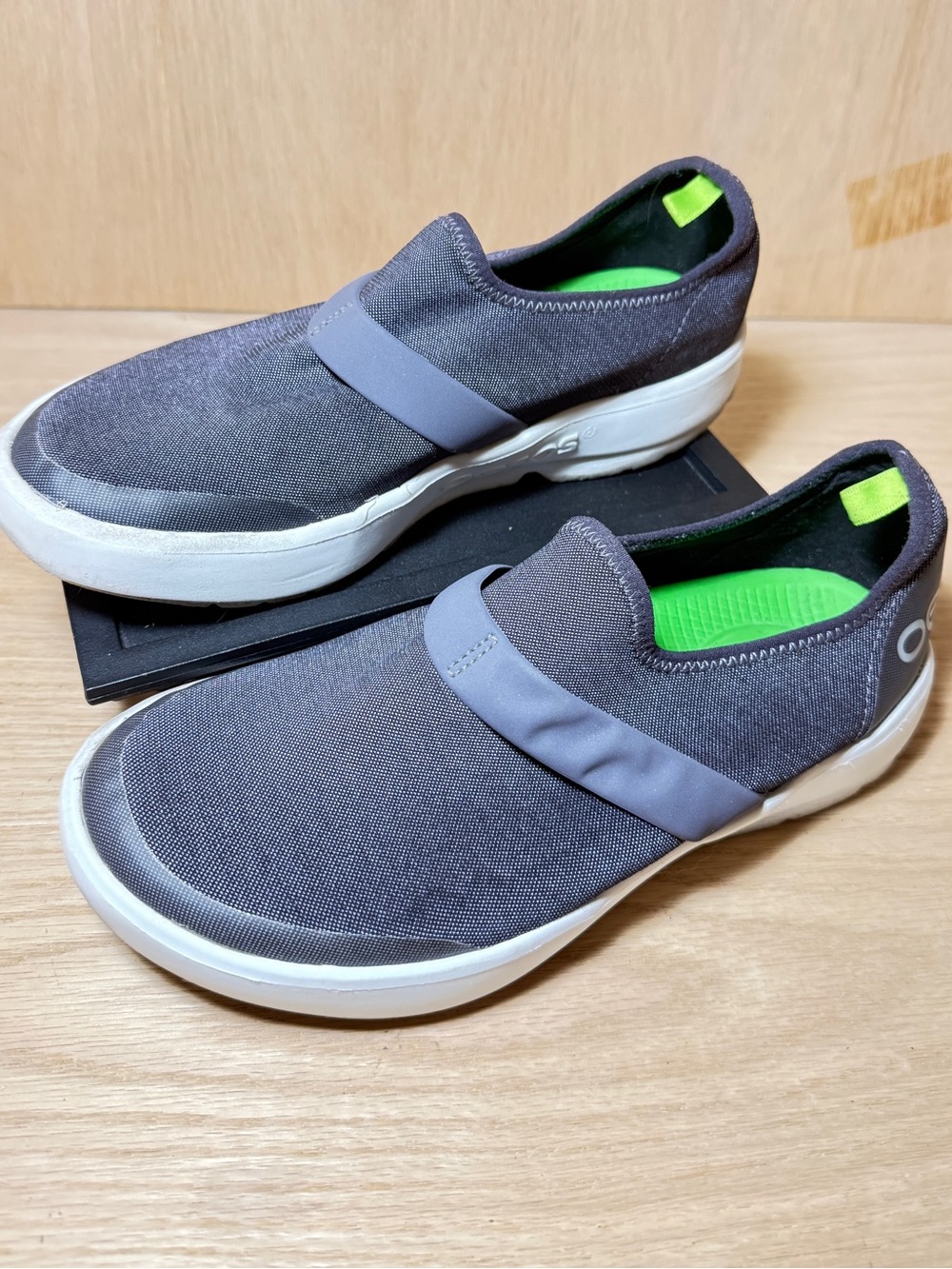 Oofos Oomg Fibre Slip on Gray Recovery Sneaker Shoes 7